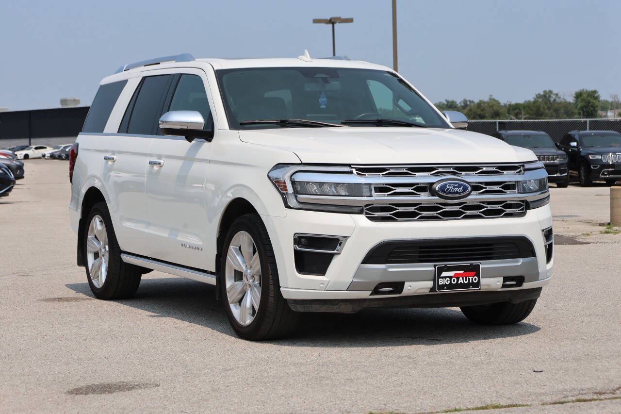 Used 2023 Ford Expedition Platinum AWD/4WD image 4