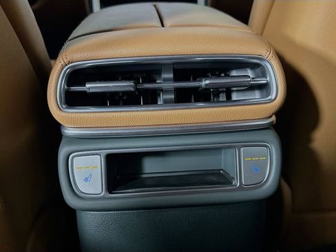 Certified 2025 Genesis GV80 3.5T Advanced image 26