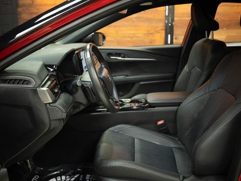Used 2025 Toyota Camry XSE AWD/4WD image 8