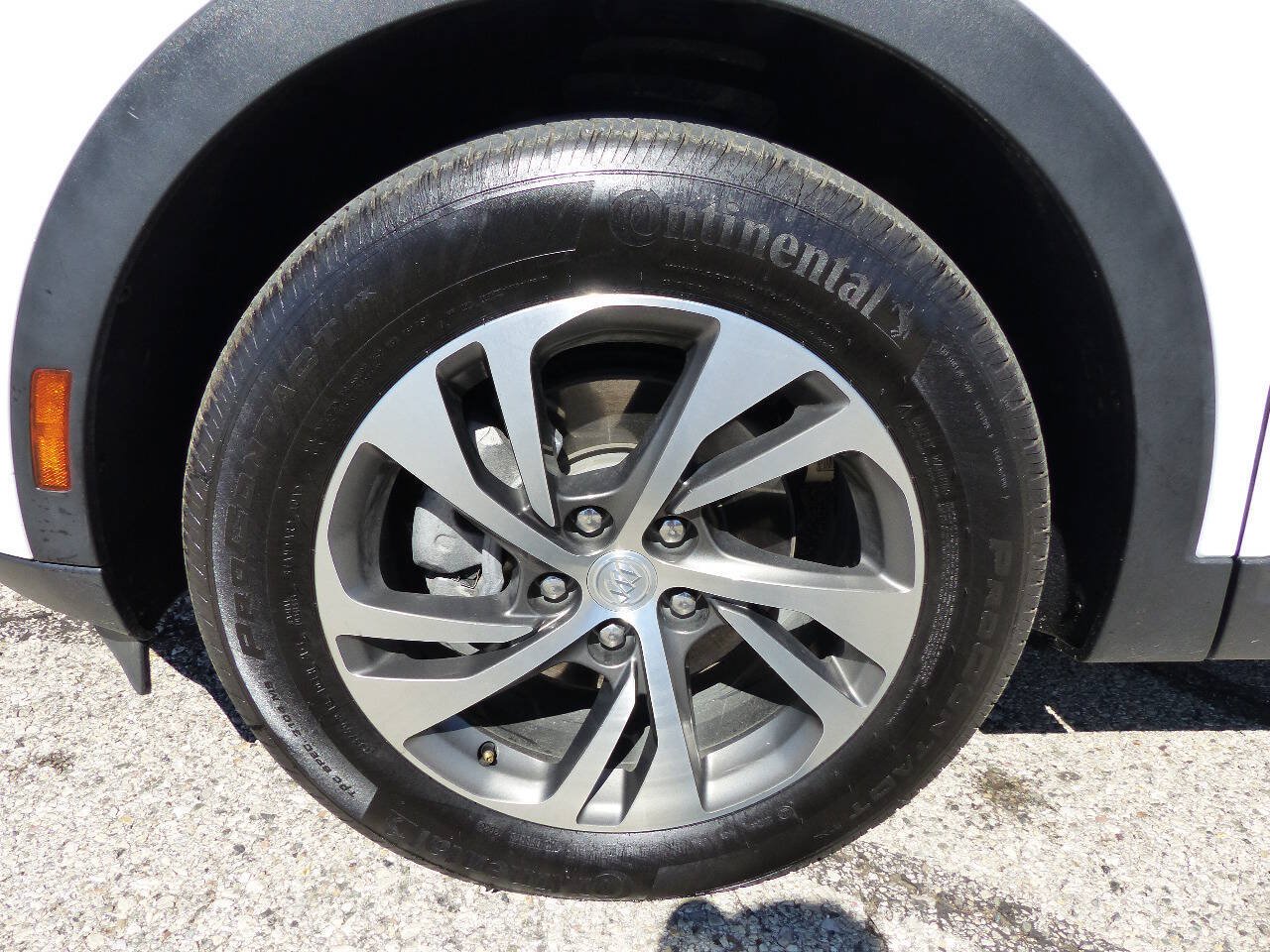 Used 2021 Buick Envision Essence FWD image 14