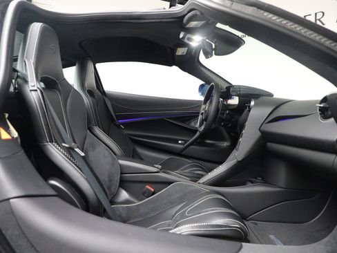 New 2026 McLaren 750S TechLux image 20