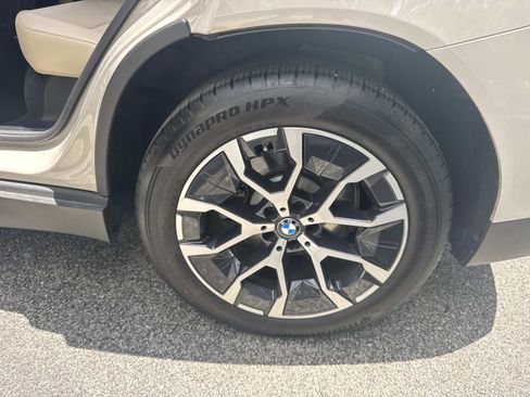 Used 2025 BMW X3 xDrive30i w/ Convenience Package image 11