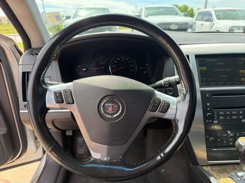 Used 2006 Cadillac STS V RWD image 15