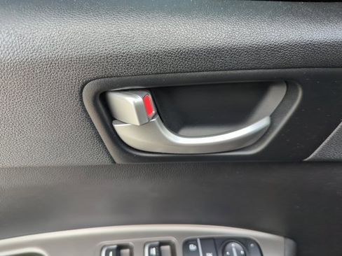Used 2020 Kia Optima LX FWD image 29