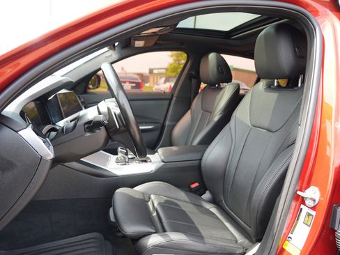 Used 2021 BMW 330i Sedan RWD image 12