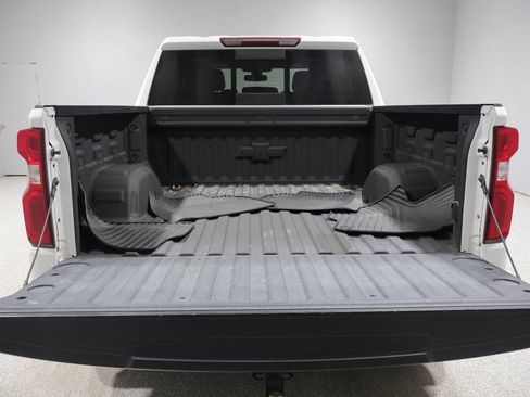 Used 2020 Chevrolet Silverado 1500 LTZ w/ LTZ Plus Package AWD/4WD image 4