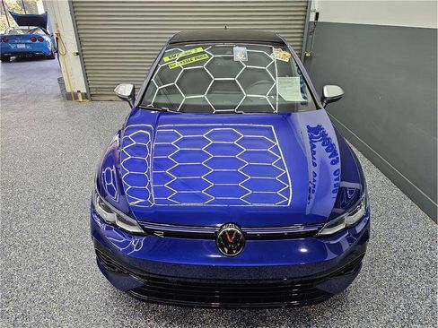 Used 2024 Volkswagen Golf R AWD/4WD image 8