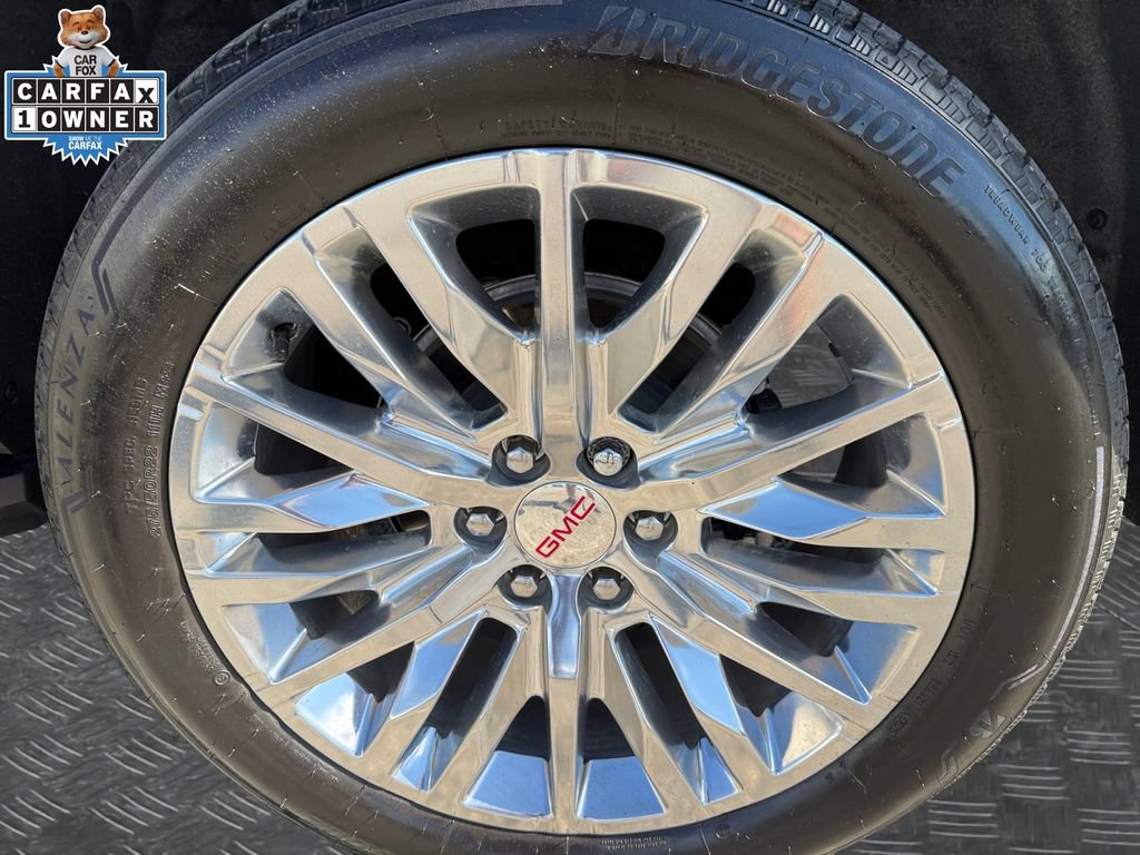 Used 2025 GMC Yukon XL Denali AWD/4WD image 23