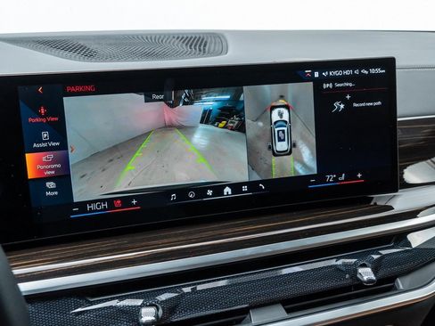 Used 2024 BMW X5 xDrive40i w/ Premium Package image 17