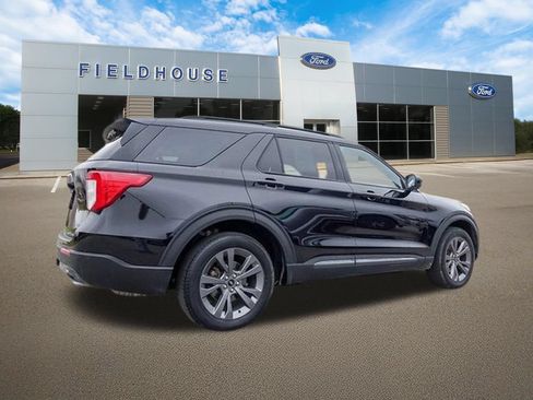 Used 2023 Ford Explorer XLT w/ Equipment Group 202A AWD/4WD image 11