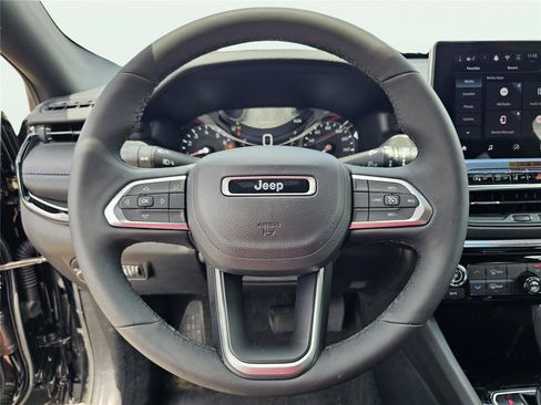 New 2026 Jeep Compass Latitude AWD/4WD image 19