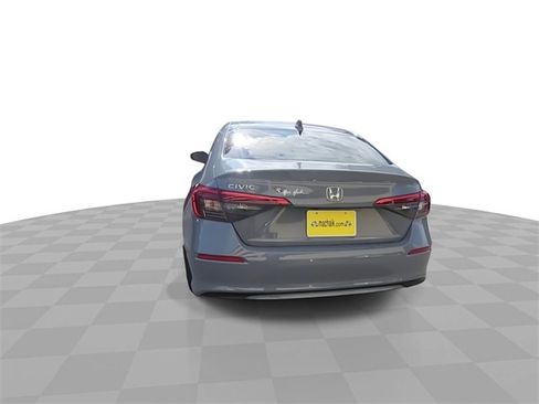 Used 2024 Honda Civic EX image 7