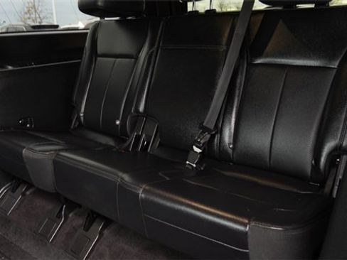 Used 2021 Ford Expedition Max XLT image 14