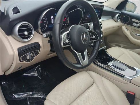 Used 2020 Mercedes-Benz GLC 300 4MATIC image 10