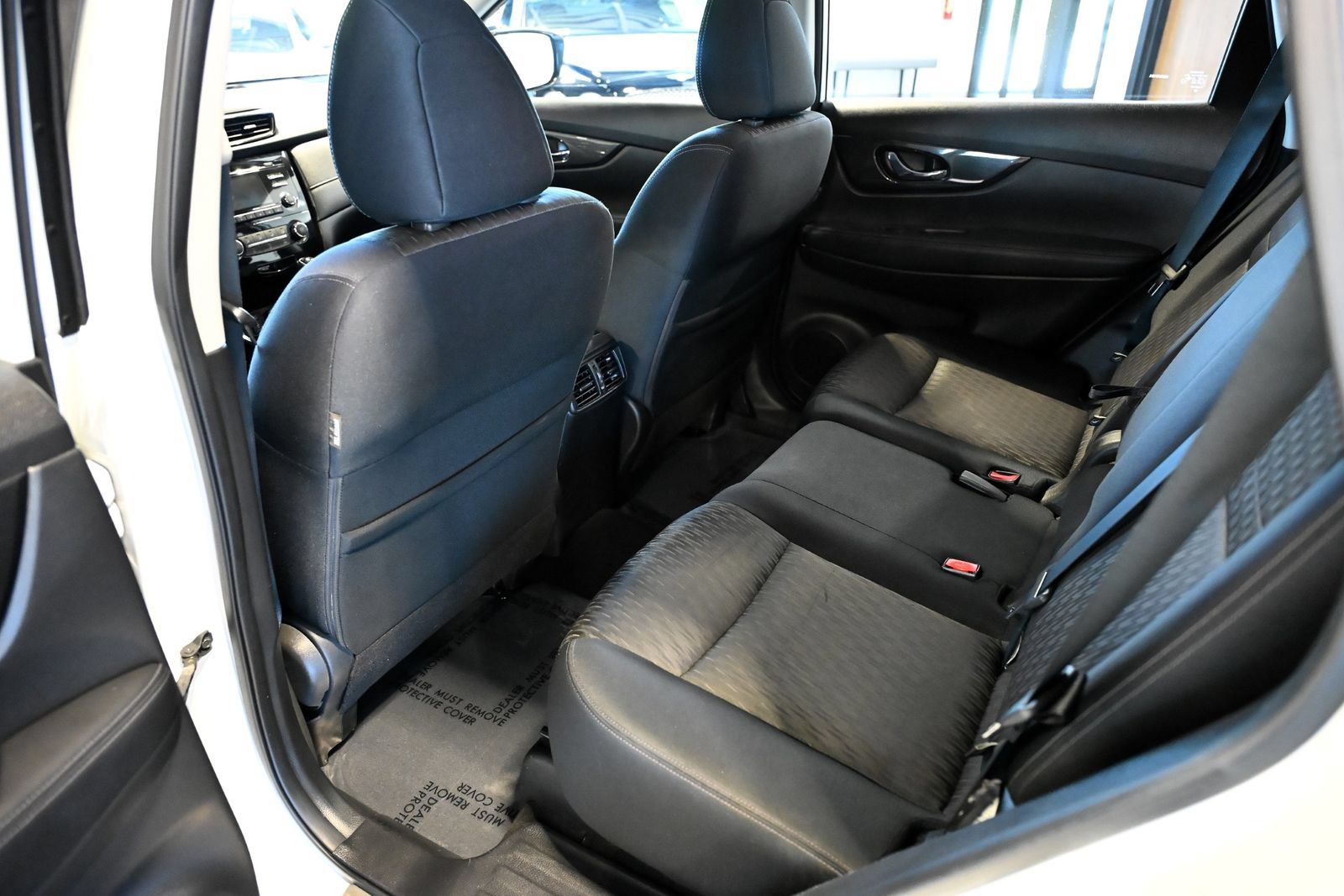 Used 2017 Nissan Rogue S FWD image 39
