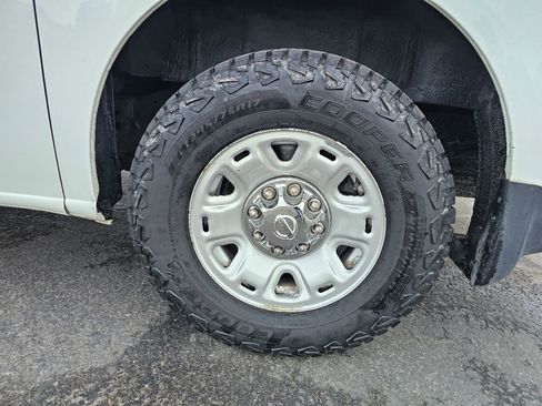 Used 2019 Nissan NV 3500 SL w/ Navigation Package image 27