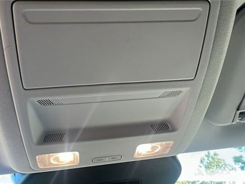 Certified 2022 Ford Escape SE w/ Cold Weather Package image 22