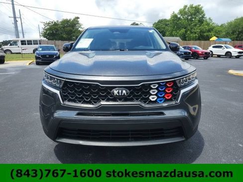 Used 2021 Kia Sorento LX FWD image 13