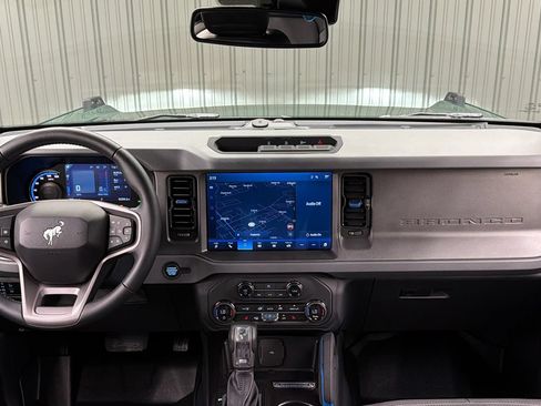 Used 2024 Ford Bronco Black Diamond AWD/4WD image 42