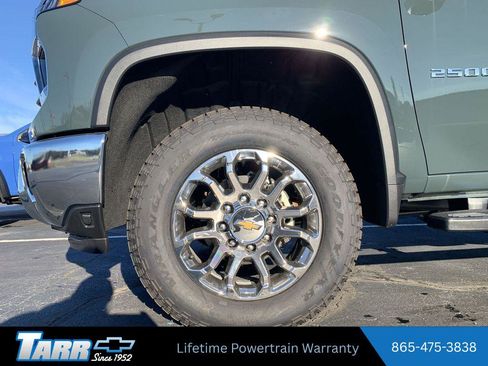 New 2026 Chevrolet Silverado 2500 LTZ w/ LTZ Convenience Package AWD/4WD image 18
