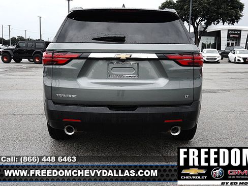 Used 2023 Chevrolet Traverse LT FWD image 38
