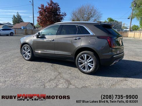 Used 2020 Cadillac XT5 Premium Luxury w/ Platinum Package AWD/4WD image 5