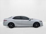 Used 2020 Toyota Camry SE image 4