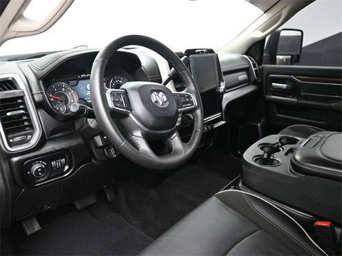 Used 2024 RAM 2500 Laramie image 13