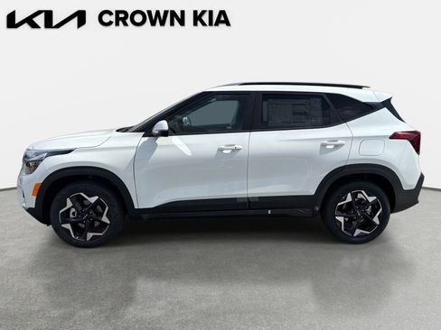 New 2026 Kia Seltos S FWD image 8