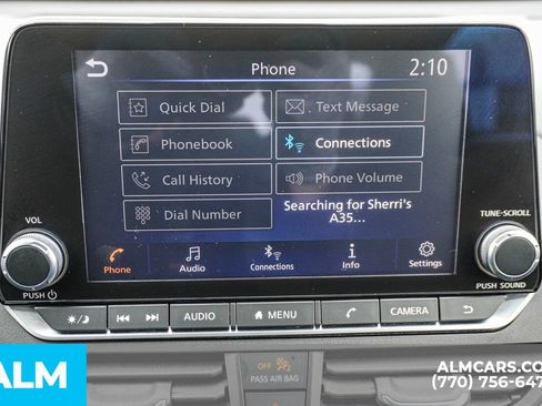 Used 2024 Nissan Altima 2.5 SV FWD image 39
