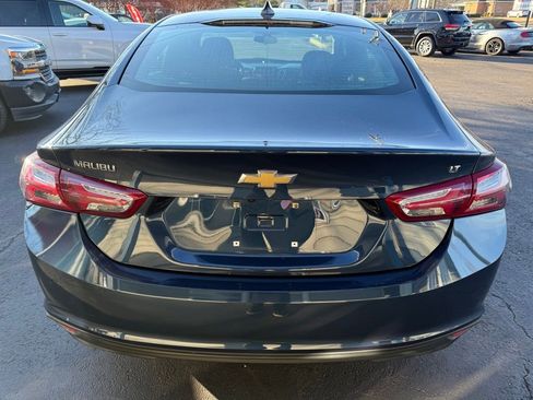 Used 2022 Chevrolet Malibu LT image 4