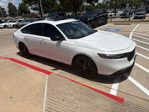 Used 2024 Honda Accord Sport image 7