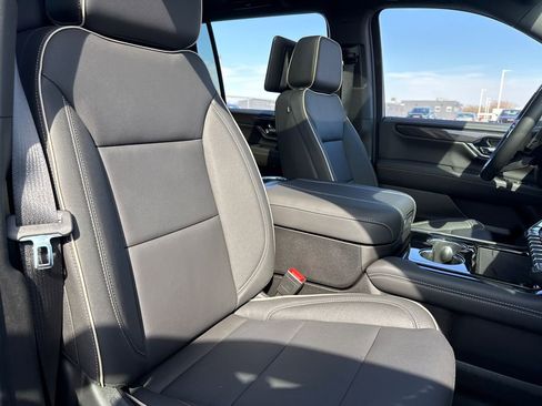 New 2026 GMC Yukon XL Elevation image 37