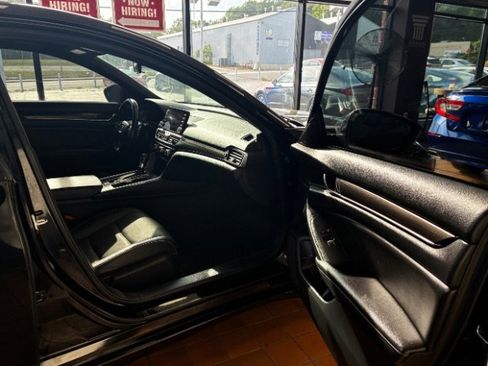 Used 2021 Honda Accord Sport image 25