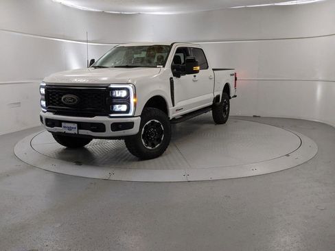 New 2025 Ford F250 Lariat w/ Lariat Ultimate Package image 6