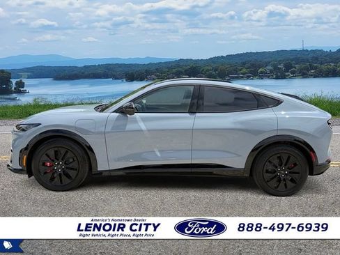 Used 2025 Ford Mustang Mach-E Premium w/ Sport Appearance Package AWD/4WD image 6