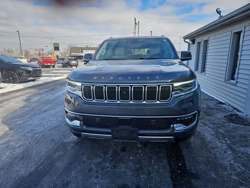 Used 2022 Jeep Wagoneer Series III w/ Premium Group I image 4