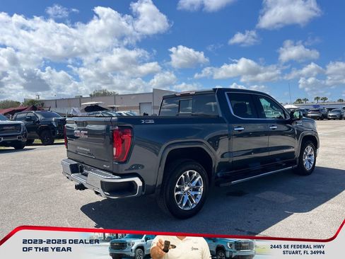 Used 2021 GMC Sierra 1500 SLT w/ SLT Premium Package image 7