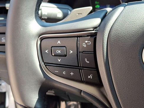 Certified 2025 Lexus ES 300h w/ Technology Package FWD image 20