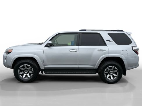 Used 2021 Toyota 4Runner TRD Off-Road w/ Wilderness Package (TMS) AWD/4WD image 2
