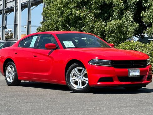 Certified 2022 Dodge Charger SXT image 2