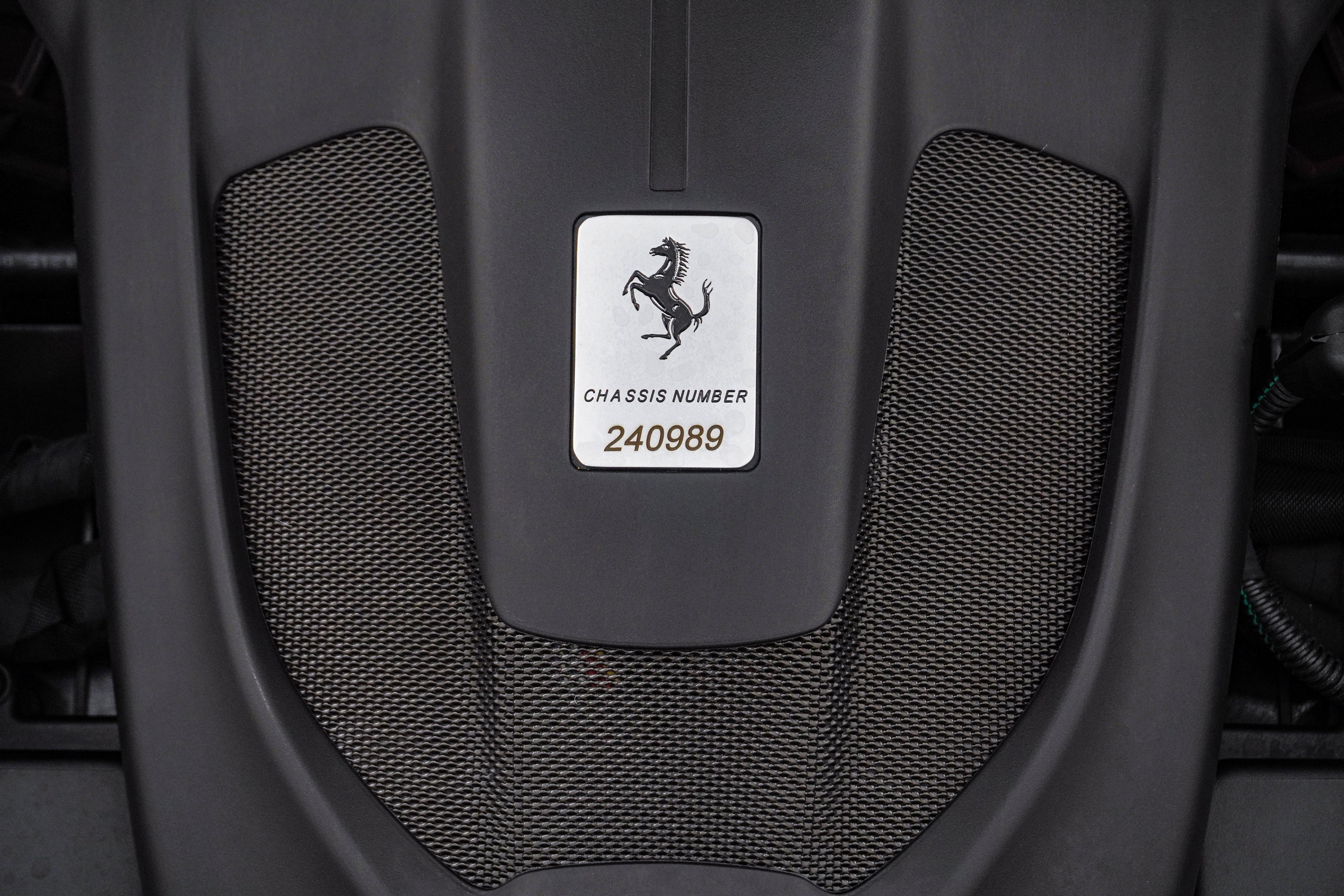 Used 2019 Ferrari Portofino RWD image 39