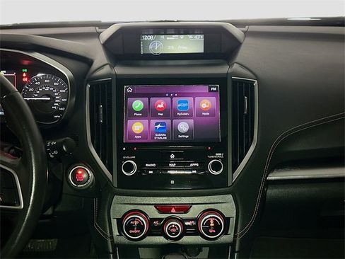 Used 2019 Subaru Crosstrek 2.0i Limited w/ Moonroof Package w/Navigation image 28