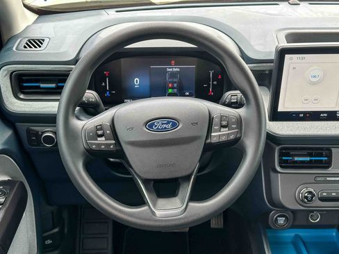 Used 2025 Ford Maverick XLT w/ Equipment Group 302A AWD/4WD image 21