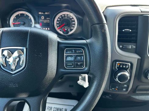 Used 2018 RAM 1500 Express image 22