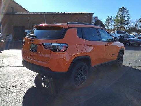 New 2026 Jeep Compass Latitude image 3