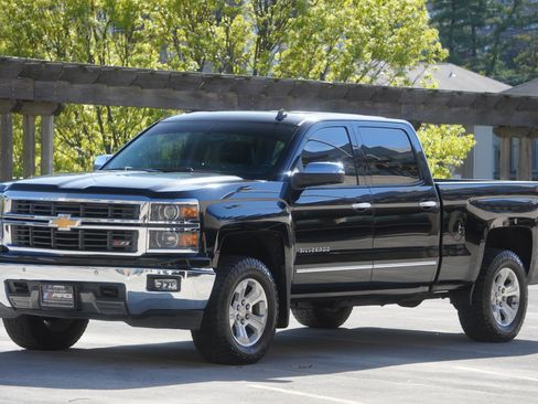 Used 2014 Chevrolet Silverado 1500 LTZ Z71 w/ LTZ Plus Package AWD/4WD image 7