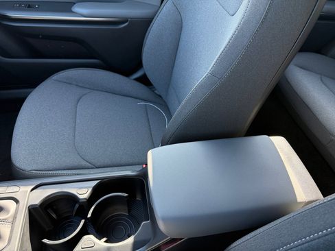 New 2025 Kia K4 LXS image 14