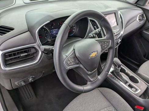 Used 2024 Chevrolet Equinox LT FWD image 14