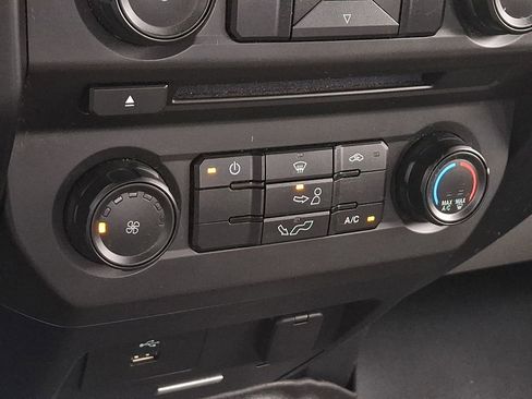 Used 2018 Ford F150 XL w/ Equipment Group 101A Mid image 16